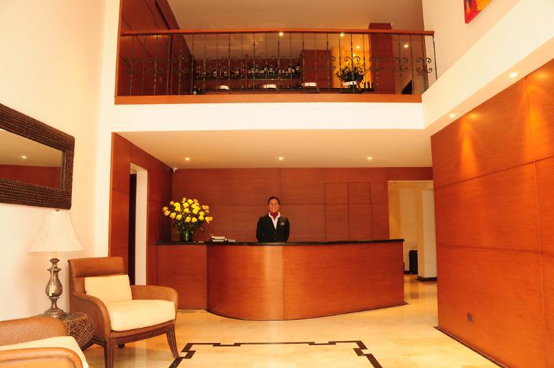 Hotel Emaus Bogotá Extérieur photo
